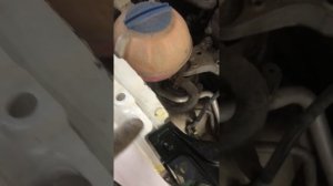 Volkswagen Polo снятие передних крыльев.Демонтаж крыла