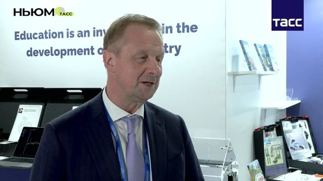 МИХАИЛ КОЖЕВНИКОВ о будущем книг. смотреть онлайн