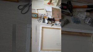 Крепление для холста. Как устанавливать клинья в подр?