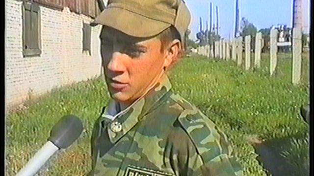 Рядом с нами военнослужащий  Поспелиха 2004г