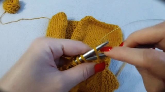 ВЯЗАНИЕ СПИЦАМИ/ КАК ЗАКРЫТЬ ПЕТЛИ ДЛЯ РОВНОГО КРАЯ смотреть онлайн