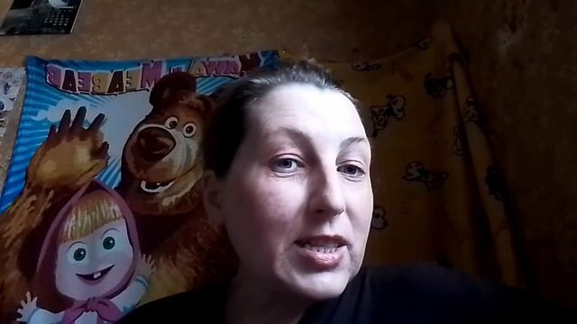 Жарко.Пожарили кабачки с чесноком. Абрикосы будут.Изу?