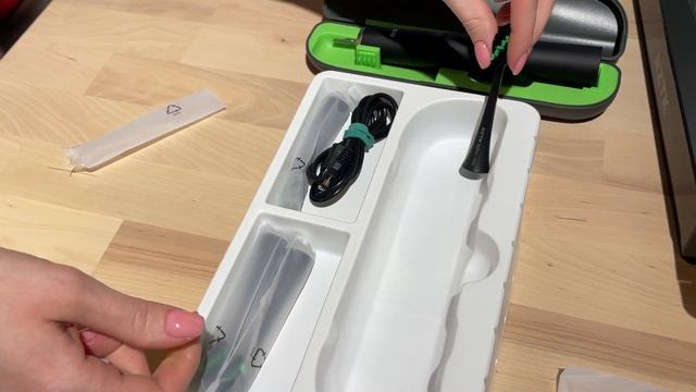 Распаковка зубная щетка RZTK SPB-4H с ROZETKA смотреть онлайн