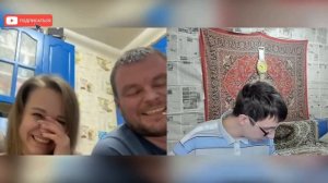 👉Креативный директор 🤣 встретил родителей в ЧАТРУЛ?