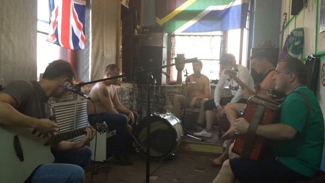 1000000 алых роз(доз)