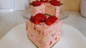 Торт КЛУБНИЧКА! Фантастически Вкусный торт БЕЗ ДУХОВКИ! Бисквит на Сковородке!