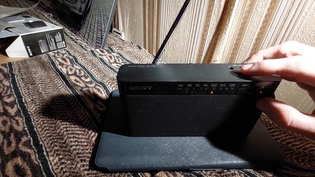 приёмник sony ICF-306 смотреть онлайн