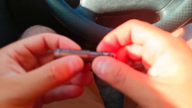 Мини EDC фонарь Fenix E05r