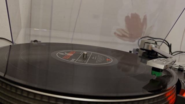 Technics SL-1900 И так винил! смотреть онлайн