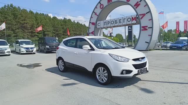 Hyundai ix35 2,0 л. Бензин АКПП (150 л.с.) 4WD 2012 смотреть онлайн