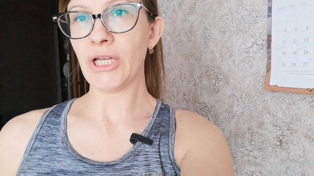 Вырвала клок волос Завтрак в панамке Играем вместе Мо?