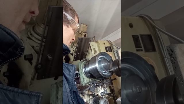 ОГРОМНЫЕ КАНАВКИ