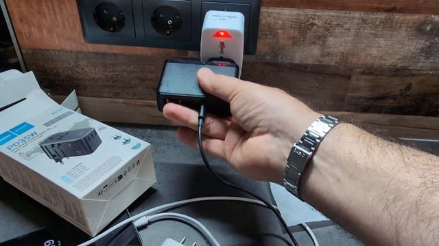 hoco AC19 - мой выбор адаптера питания для путешествий. Сра смотреть онлайн