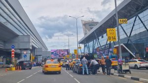 Едем в аэропорт Шереметьево. Встречаем своих 👩👦