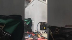 Морозильный ларь Pozis 15+ лет, компрессор запускается и г