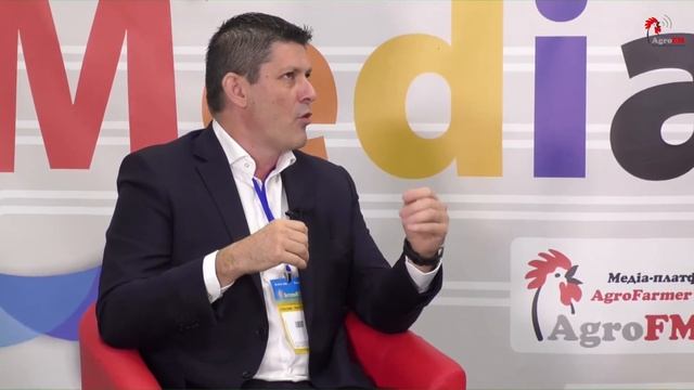 МЕДІА-ХАБ: Arnaud Poyelle, генеральний директор групи 