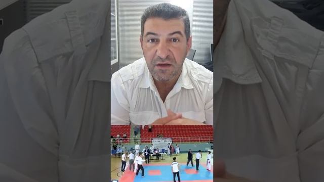 Наглядный пример когда армянская молодёжь как зеркал?