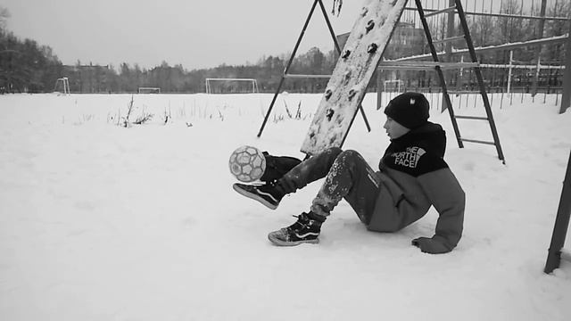 TSAREV-Тренировка чеканке сидя!!!(+рекорд набил 108 раз...).