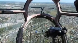 Посадка АН 12, вид из кабины штурмана