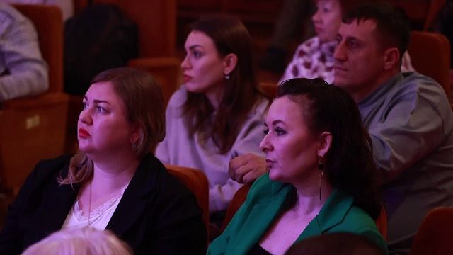 ВЛАДИМИР КУРСКИЙ - "ЗА СВОИХ". КОНЦЕРТ В г.САМАРА. ПРЕЗЕНТАЦИЯ АЛЬБОМА "СЕРДЦЕ РОССИИ". смотреть онлайн