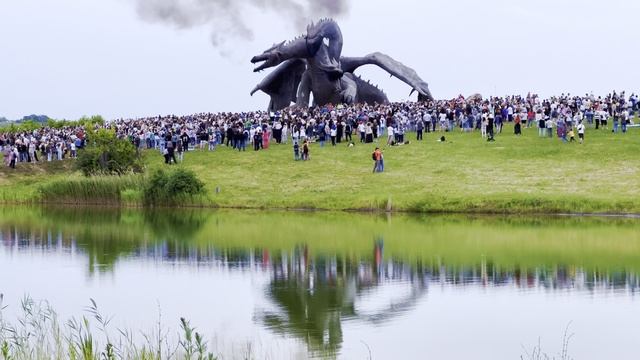 Рычащий Горыныч на Кудыкиной горе в День России смотреть онлайн