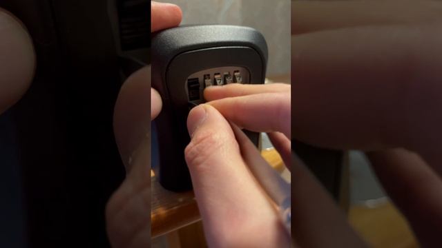 Вскрытие кодовой ключницы если забыл код.