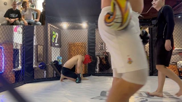 Гудовец Vs Шрек / Сила Духа против Голой Мощи