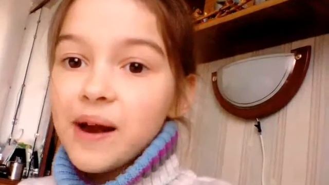 Типа челендж сйеш щавель! Я не заморщилась!