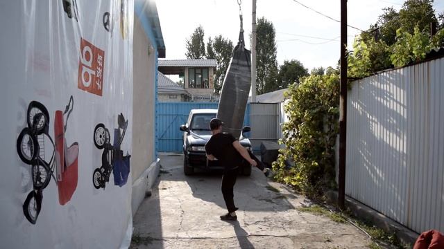 Тренировки и трюки дома Трикинг, Акробатика, Единобор?