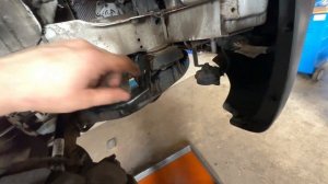 Фольксваген Т5, замена ремня ГРМ и замена ремня привод?