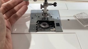 Установка шпульки в швейной машине. Как правильно установить шпульку в швейной машине