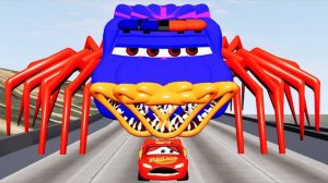 АВТОМОБИЛЬ ИЗ ПАУЧЬЕГО ПОЛИСА ПРОТИВ. МАККУИН! Монстр преследует гонщика из ТАЧЕК