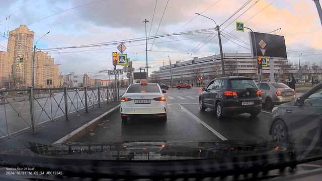 Съемка видео регистратора NeoLine Flash 2K DUO, днем