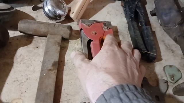 Барахолка на дому. Продажа. Инструменты. Домкраты. Сок?