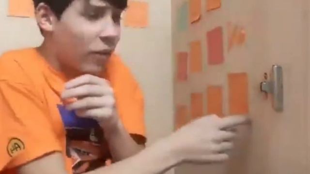 СЕМЁН ФИСЕНКО ПЫТАЕТСЯ НАЙТИ ВЫХОД | МУД Семён Reaction #му