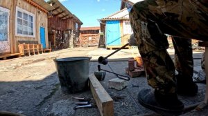 Лью грузила для рыбалки