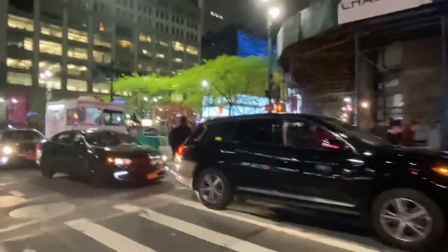 Ночной Нью-Йорк.  13 мая 2022