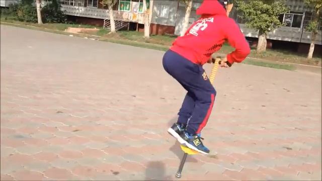 Тренажер прыгунок 