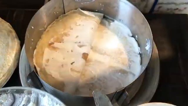 Налистники с творогом и сметаной томлённые в духовке.