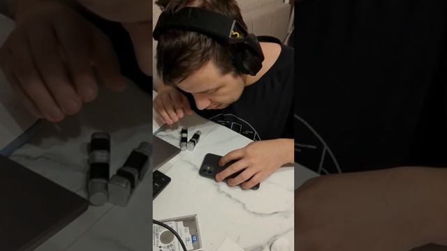 Apple iPhone 11. замена задней крышки своими руками смотреть онлайн