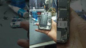 iphone XR замена экрана и корпус на 15 pro.  XR ekran va korpus 15 pro ga alma