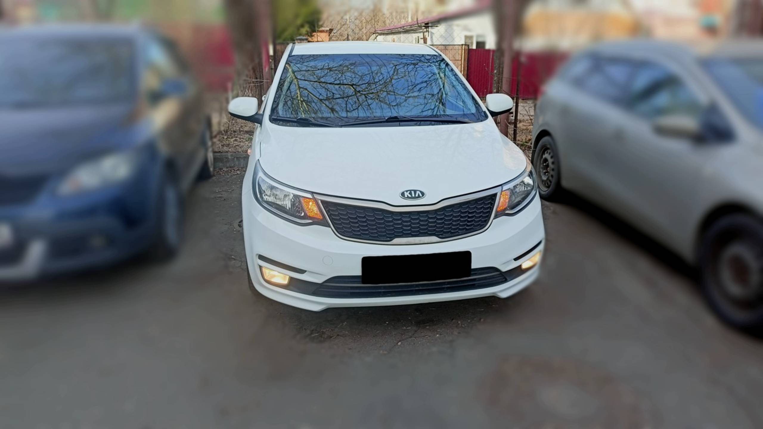 Не работают кнопки на руле / Горит лампа открытого багажника на Kia Rio смотреть онлайн