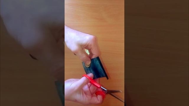 как можно сделать латку для заклейки камеры в домашни?