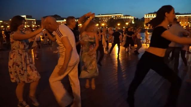 COMPLICATED.  Константин Соловых и Ольга Тельнова