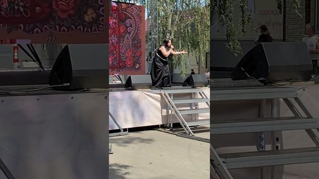 Дочь цыган из мюзикла Нотр дам де Пари.Гульсина Рафеко