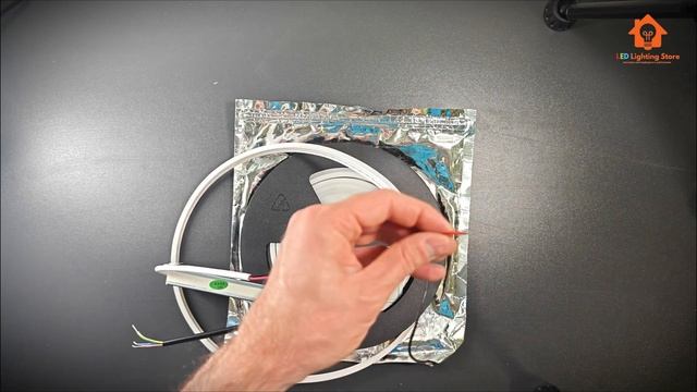 Світлодіодний гнучкий неон GTV Neon Flex 12V, 12W, 6x12мм, 6500K, LD-NF-1