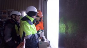 КАК ИЗМЕЛЬЧАЮТ ЗОЛОТУЮ РУДУ?