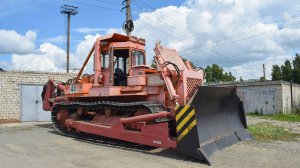 Трактор ДЭТ-320. Запуск, работа и остановка двигателя.