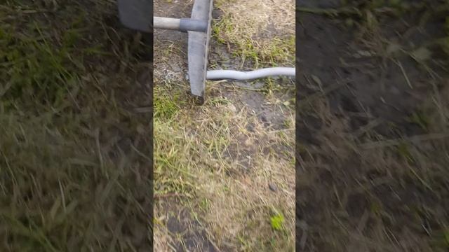 LG.  Стиралка на улице стирает