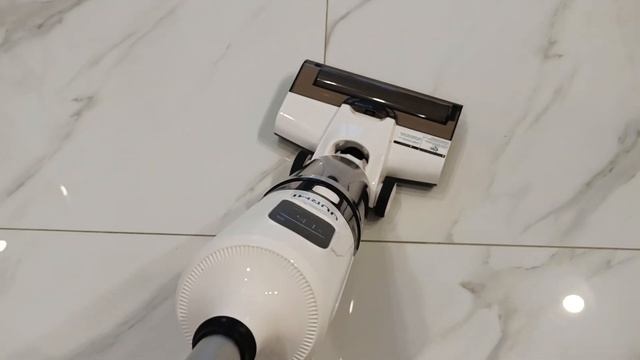Влажная уборка пылесосом UURMI F22